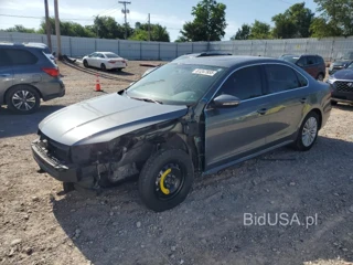 VOLKSWAGEN PASSAT SE SE