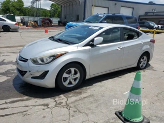 HYUNDAI ELANTRA SE SE