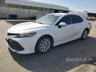 TOYOTA CAMRY L L