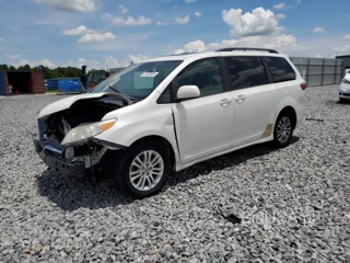 TOYOTA SIENNA XLE XLE
