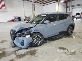 NISSAN KICKS SV SV