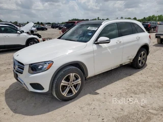 MERCEDES-BENZ GLC 300 300
