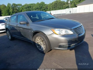 CHRYSLER CHRYSLER 200 LX