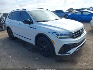 VOLKSWAGEN VOLKSWAGEN TIGUAN 2.0T SE R-LINE BLACK