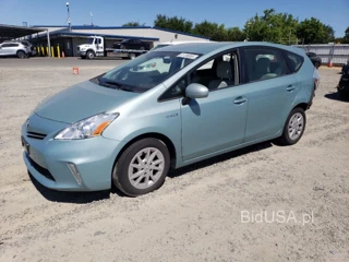 TOYOTA PRIUS V