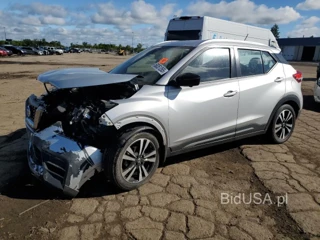 NISSAN KICKS SR SR