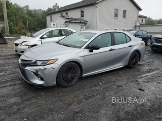 TOYOTA CAMRY L L