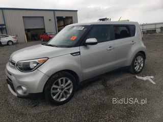 KIA SOUL + +
