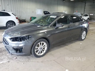 FORD FUSION SE SE