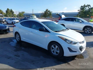 HYUNDAI HYUNDAI ELANTRA SE