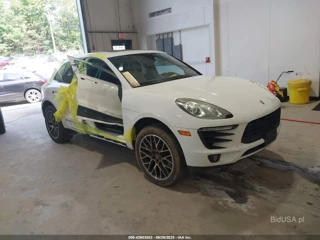 PORSCHE PORSCHE MACAN S