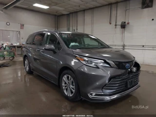 TOYOTA TOYOTA SIENNA PLATINUM