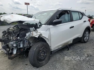 NISSAN KICKS S S