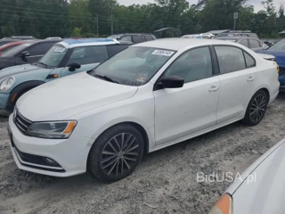 VOLKSWAGEN JETTA SE SE