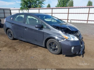 TOYOTA TOYOTA PRIUS FOUR