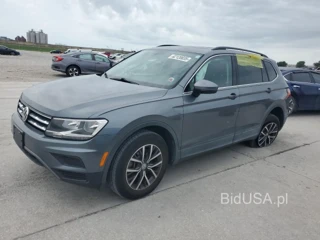 VOLKSWAGEN TIGUAN SE SE