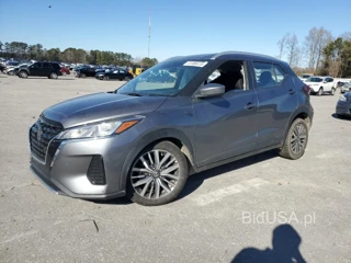 NISSAN KICKS SV SV