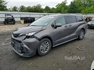 TOYOTA SIENNA LE LE