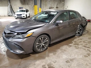 TOYOTA CAMRY L L