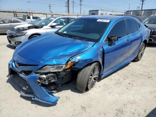 TOYOTA CAMRY L L