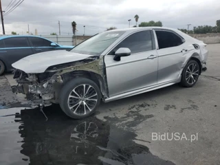 TOYOTA CAMRY L L