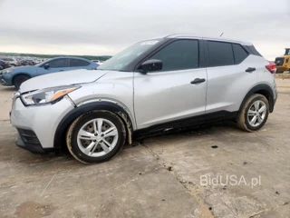 NISSAN KICKS S S