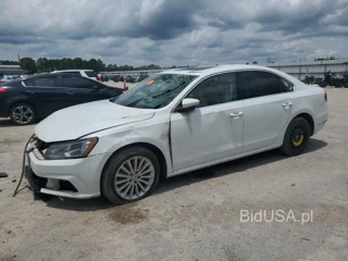 VOLKSWAGEN PASSAT SE SE
