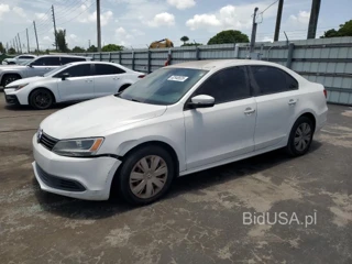 VOLKSWAGEN JETTA SE SE