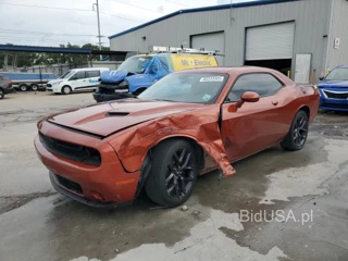 DODGE CHALLENGER SXT