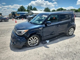 KIA SOUL + +