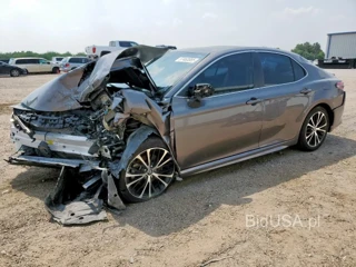 TOYOTA CAMRY L L