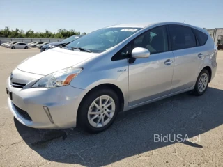 TOYOTA PRIUS V