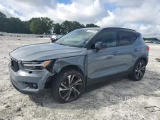 VOLVO XC40 T5 R- T5 R-DESIGN