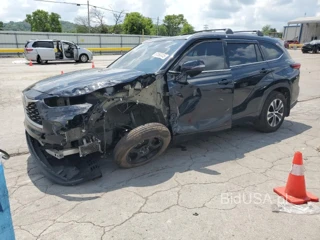TOYOTA HIGHLANDER XLE