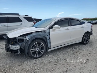 FORD FUSION TIT TITANIUM