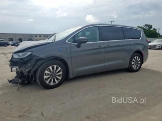 CHRYSLER PACIFICA H HYBRID TOURING L