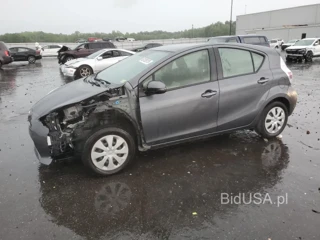 TOYOTA PRIUS C