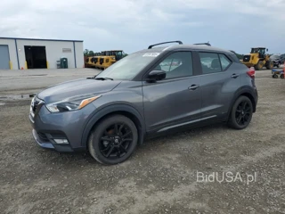 NISSAN KICKS SR SR