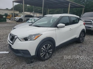 NISSAN KICKS S S