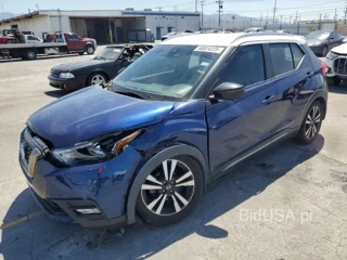 NISSAN KICKS SR SR