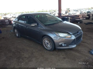 FORD FORD FOCUS TITANIUM