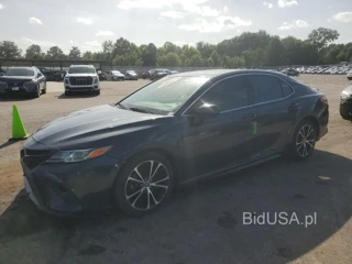TOYOTA CAMRY L L