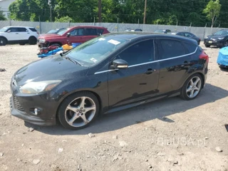 FORD FOCUS TITA TITANIUM
