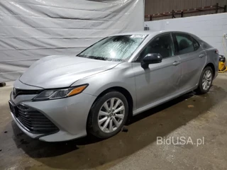 TOYOTA CAMRY L L