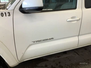 TOYOTA TOYOTA TACOMA SR5 V6