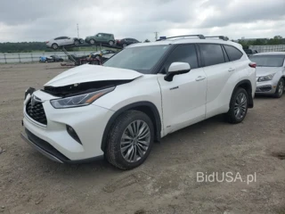 TOYOTA HIGHLANDER HYBRID PLATINUM