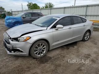 FORD FUSION SE SE HYBRID