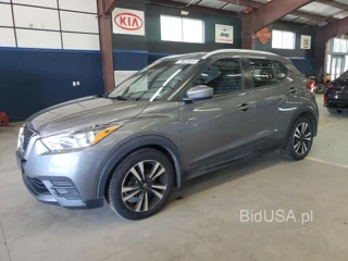 NISSAN KICKS SV SV