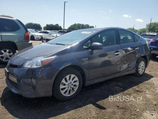 TOYOTA PRIUS PLUG