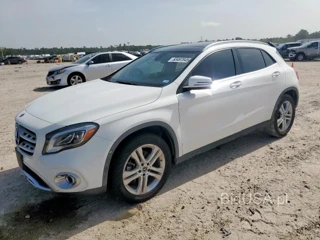 MERCEDES-BENZ GLA 250 250
